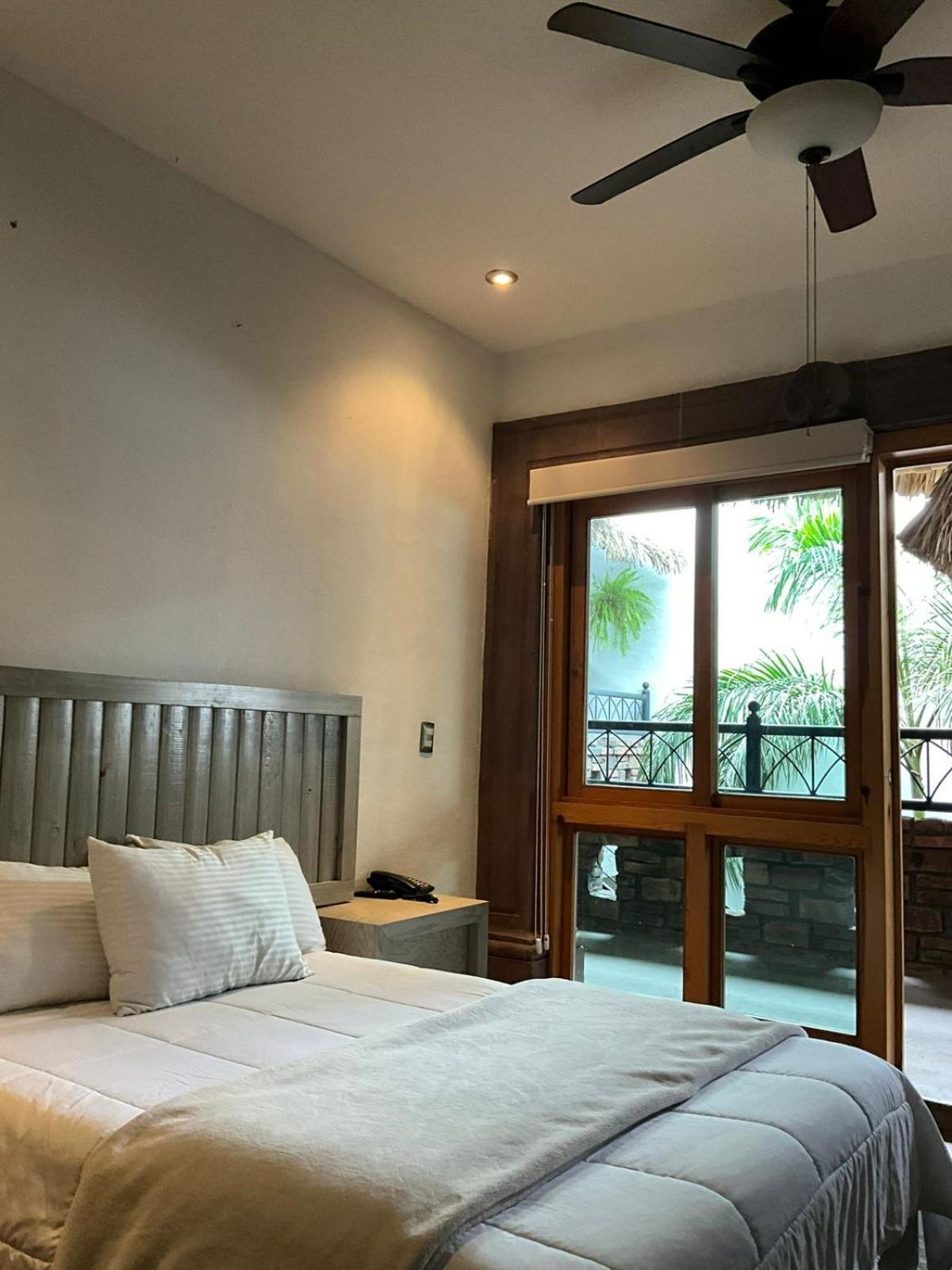 Hotel Casa Carmona 33 Querétaro Zewnętrze zdjęcie